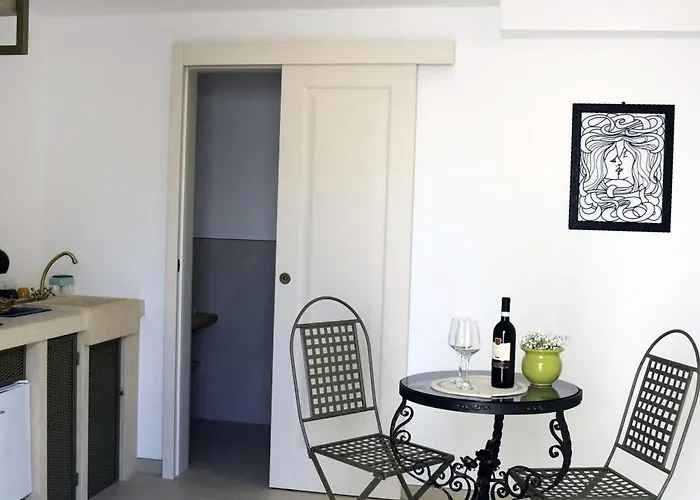 住宿加早餐酒店 Miria 卡斯崔加纳诺德尔卡波