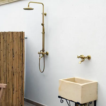 Miria Couette-café 3*